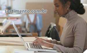 Sortimento Compras online -ecommerce - conexão de internet - wireless