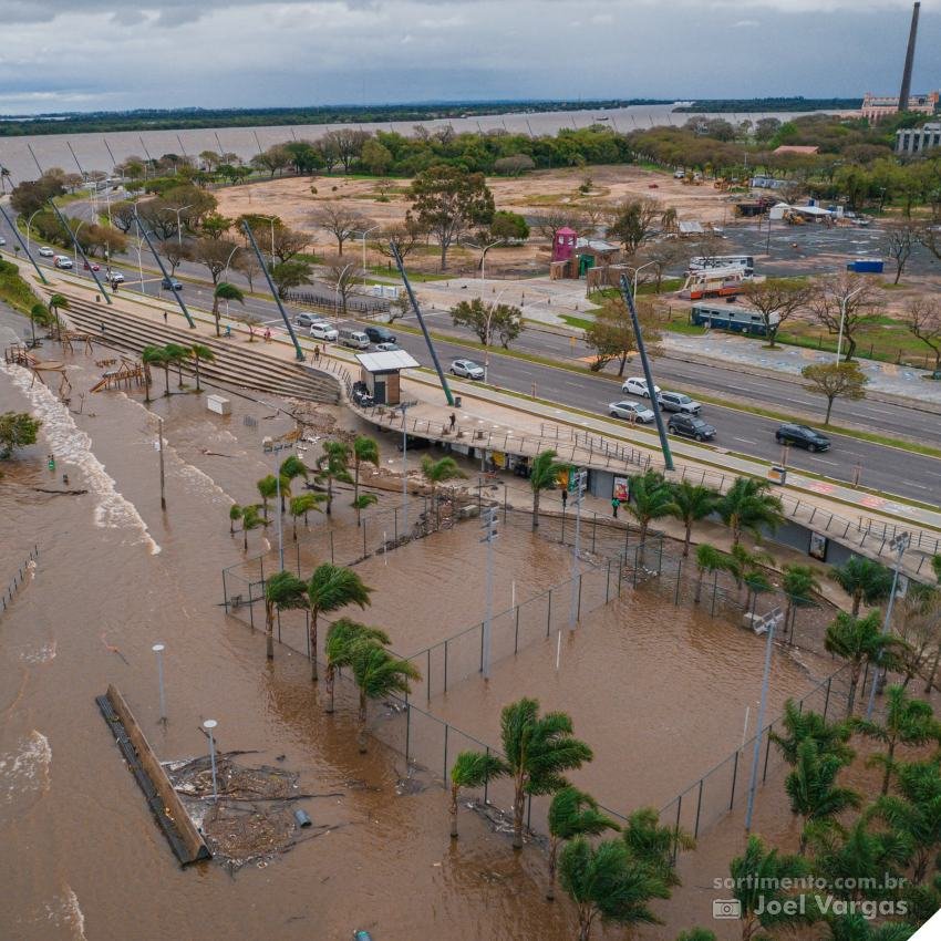 Foto enchente em Porto Alegre - Enchente na Orla do Guaíba- sortimento.com.br