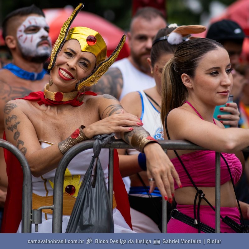 Carnaval deve movimentar R$ 9 bilhões no setor de turismo, aponta CNC