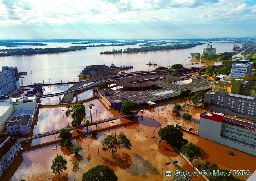 Enchente Centro Histórico de Porto Alegre - sortimento.com.br Enchente do Guaíba