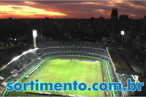 Clássico GreNal em Curitiba : Internacional vence e afunda Grêmio no Z4 - Sortimento Futebol