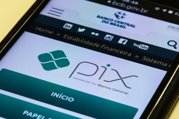 Golpe do pix errado: a nova armadilha que prejudica usuários de bancos