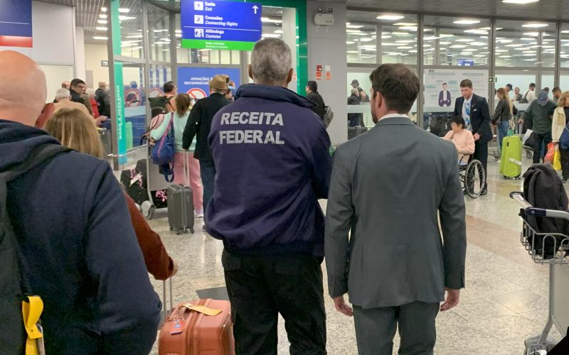 Operação Padrão da Receita Federal em Porto Alegre - Sortimento Notícias