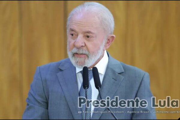 Presidente Lula veta aumento de número de deputados na Câmara