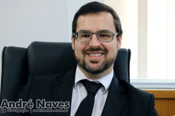 Defensor Público Federal André Naves comenta o documentário "Adultizando" do youtuber Felca