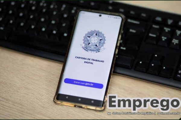Brasil supera 1,5 milhão de empregos com carteira assinada em oito meses de 2025 Brasil supera 1,5 milhão de empregos com carteira assinada em oito meses de 2025