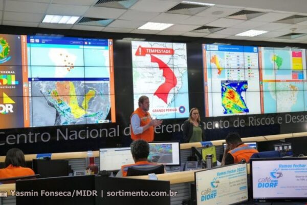 Centro Nacional de Gerenciamento de Riscos e Desastres (Cenad)