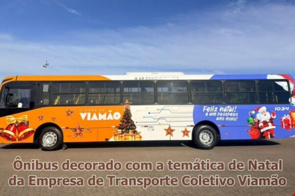 Ônibus decorado com a temática de Natal da Empresa de Transporte Coletivo Viamão