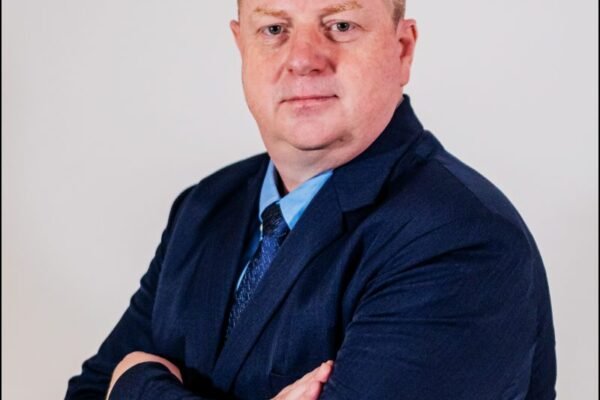 Ademir Hansen - Engenheiro de Produção Mecânica e Consultor Internacional, especialista em Lean System