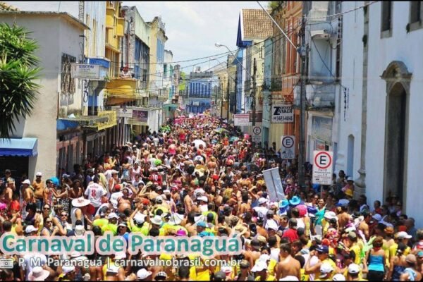 Carnaval de Paranaguá no litoral paranaense - Sortimentos Carnaval