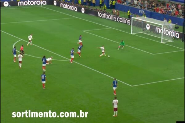 Copa do Mundo FIFA 2026 : Espanha anula França e garante presença na final
